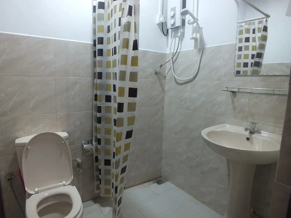 Drop Inn Colombo - photo 10