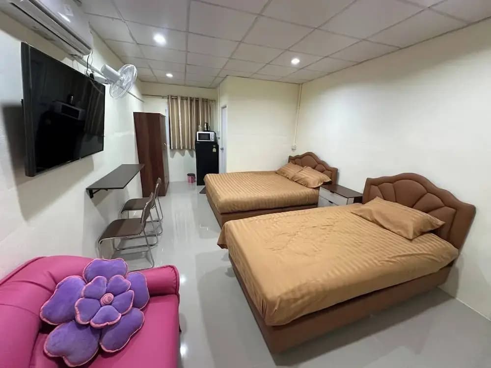 Nopphadon Hotel - photo 4