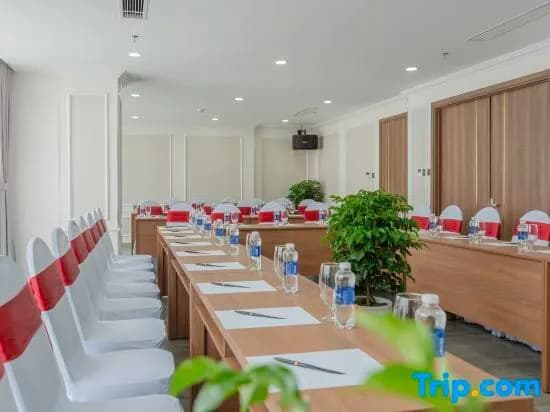 Avari Hotel - photo 19