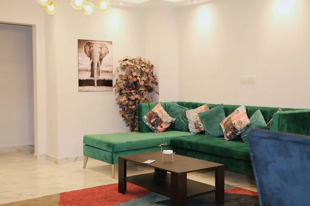 Smart Luxury Apartment in new Building of Compound - photo 10