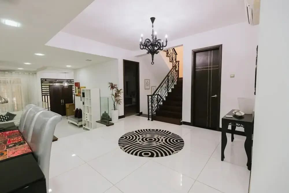 Lux 6BR Home Private Rooftop Garden Kemensah KL - photo 10