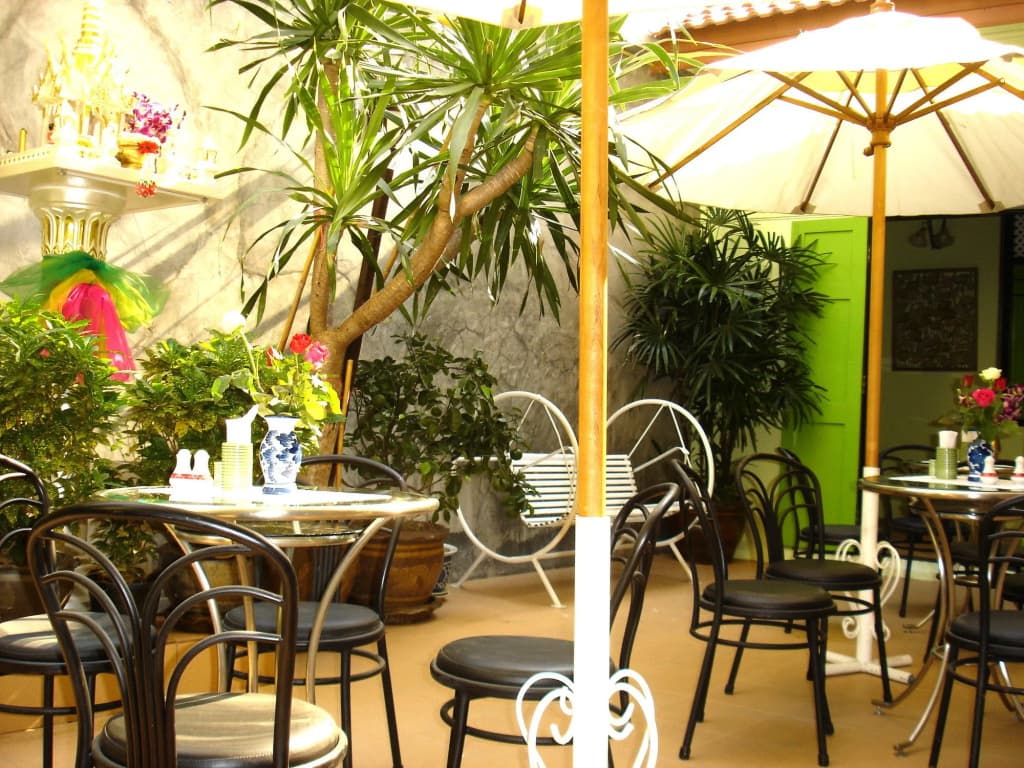 The Bang Khun Phrom Suites - photo 17