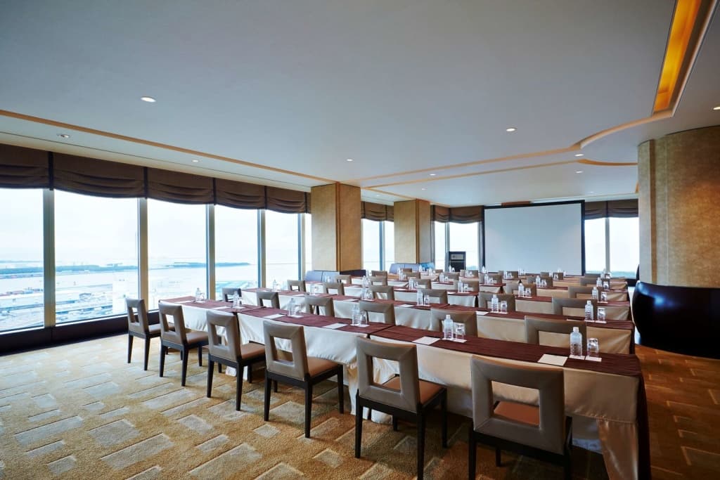 Grand Prince Hotel Osaka Bay - photo 23