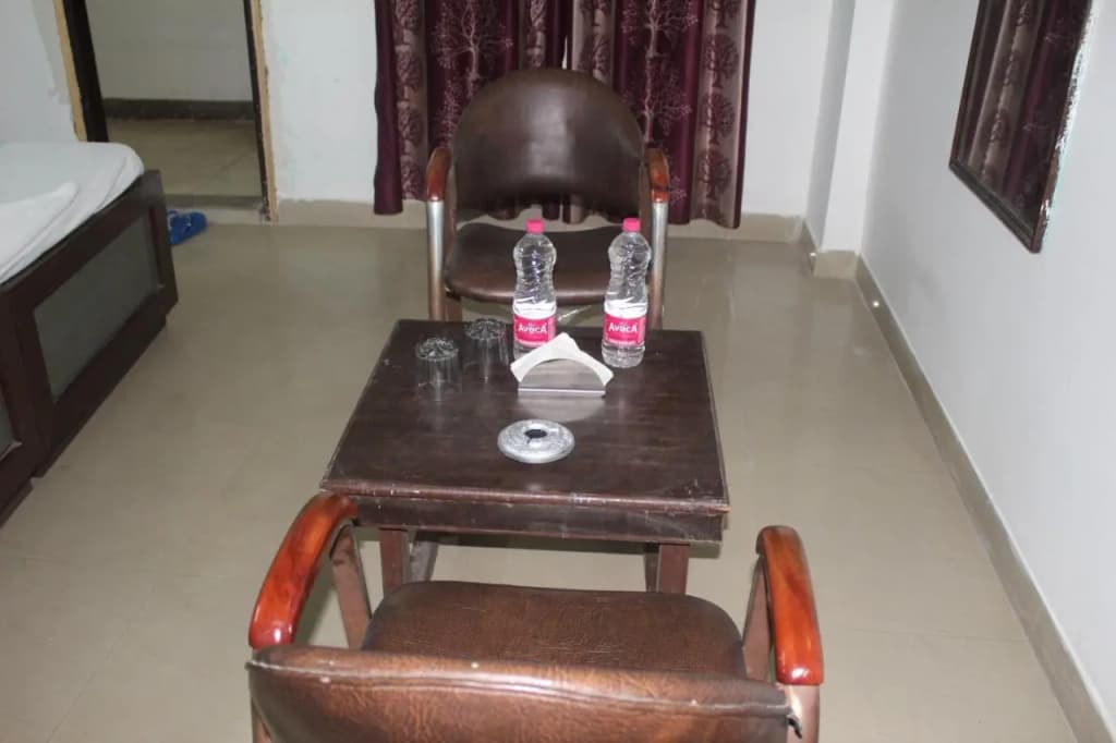 Hotel Shree Continental - photo 11