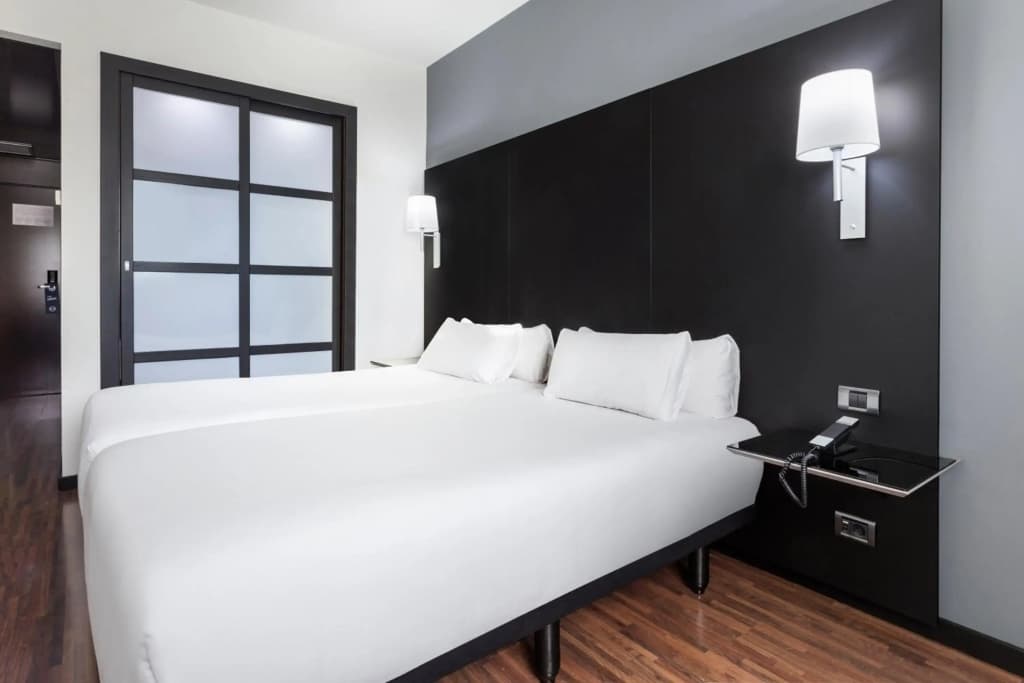Hotel Madrid Chamartín Affiliated by Meliá - photo 36