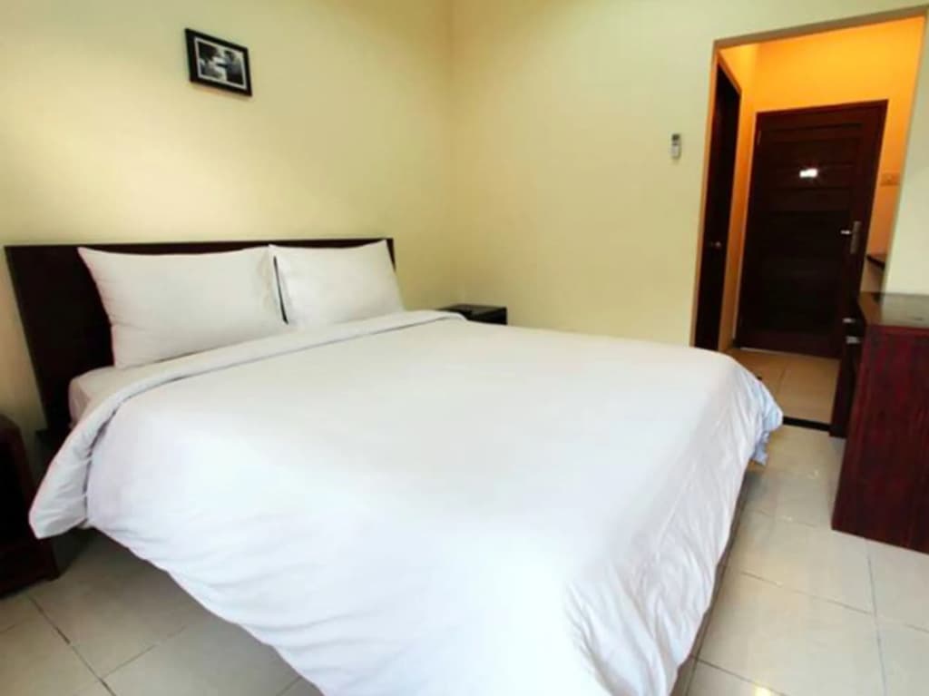 Surya Inn - photo 3