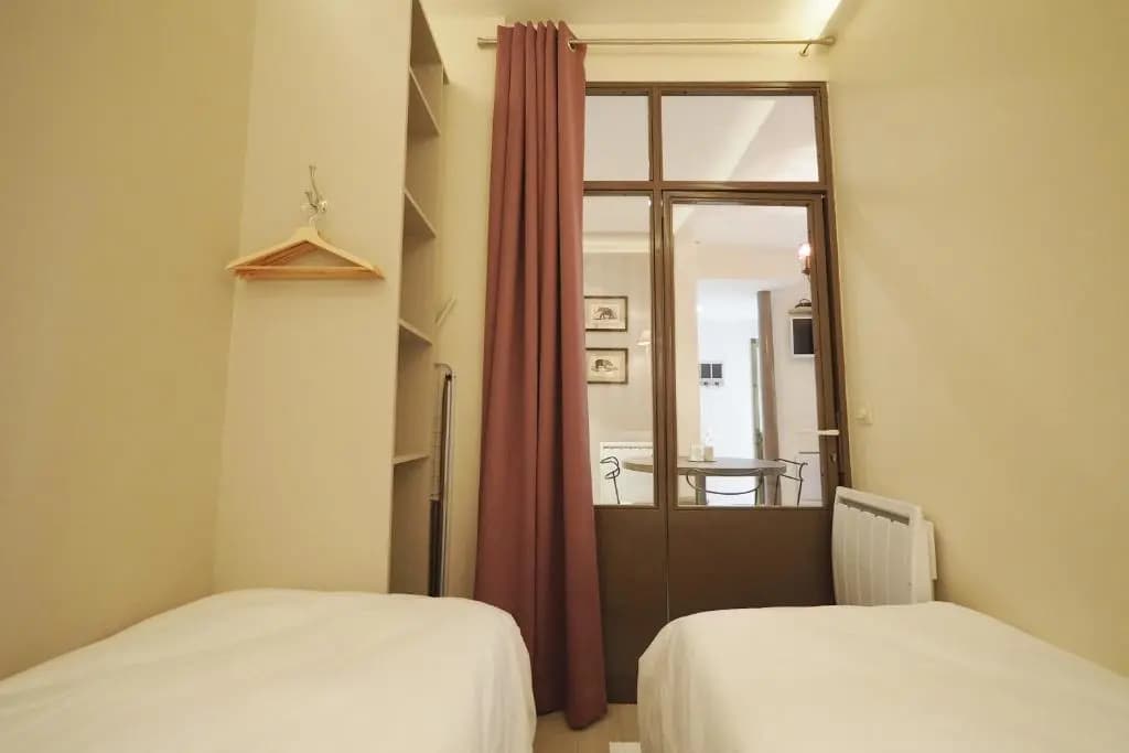 Saint Germain Elegant ChicSuites - photo 4