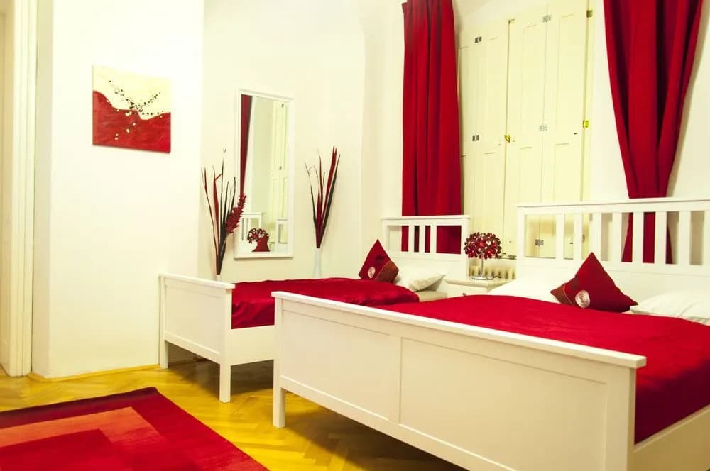 Cherry Charm Apartment - photo 4