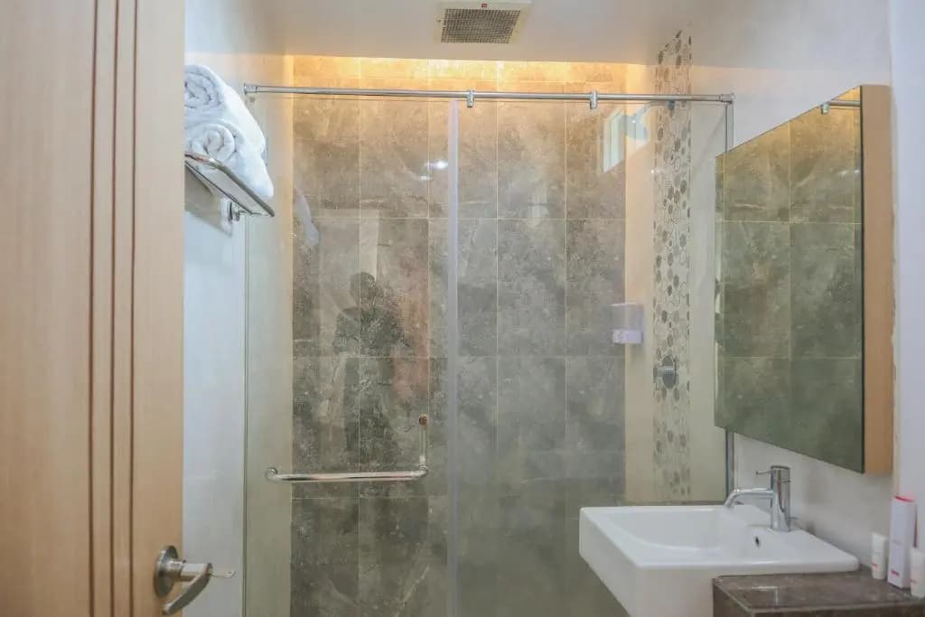 Puri Inn Hotel - photo 10