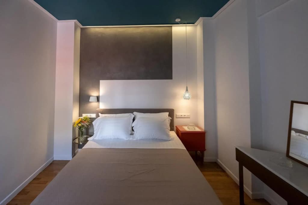 Athenian Yard Suites - photo 5