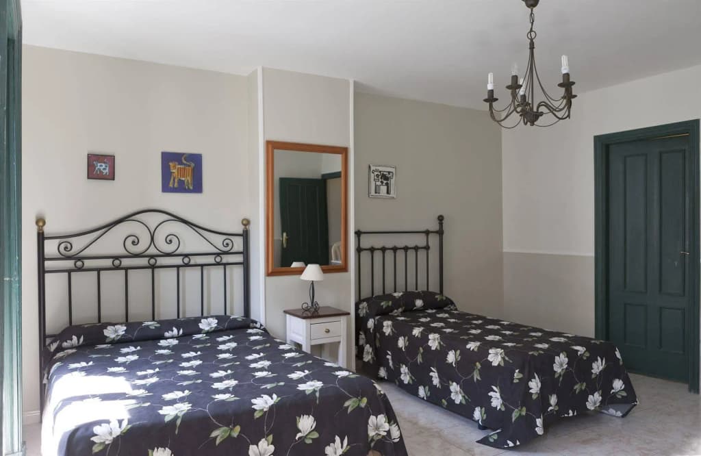 Hostal Madrid - photo 7