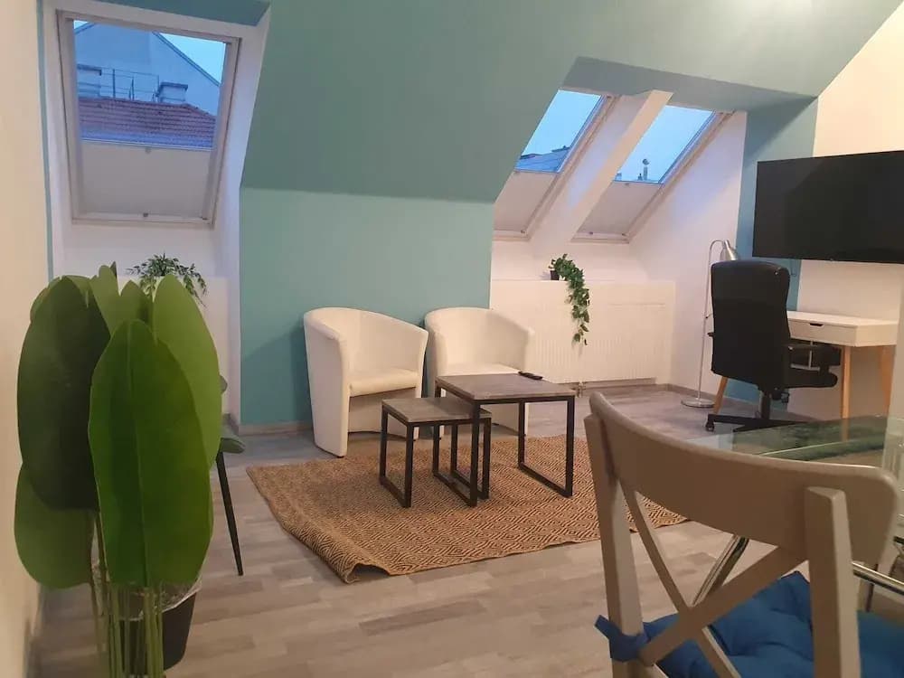 Affordable 3BR Apartment for Groups - photo 9