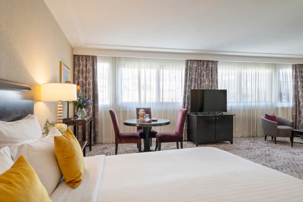 Warwick Champs-Elysées Hotel - photo 32