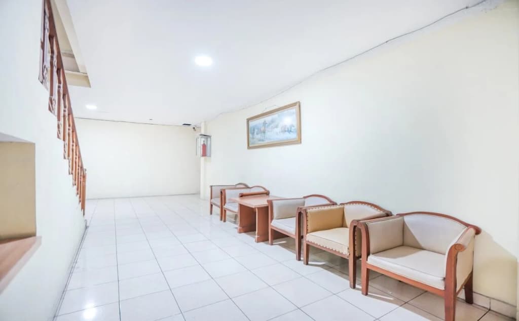 OYO 169 Kuningan 21 - photo 12