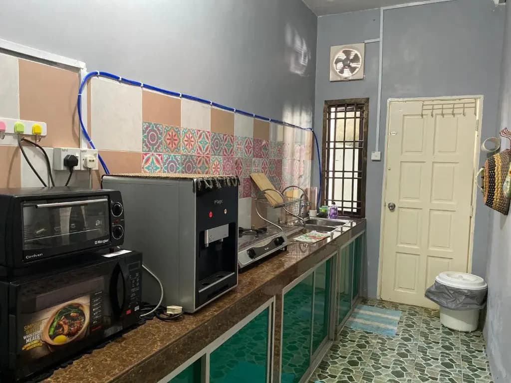 Pasir Gudang Marissa Homestay - photo 17