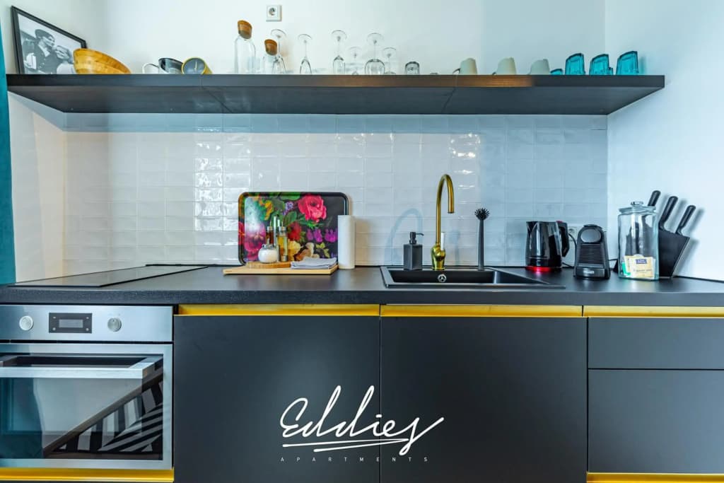 Eddie’s Design Apartments - photo 20