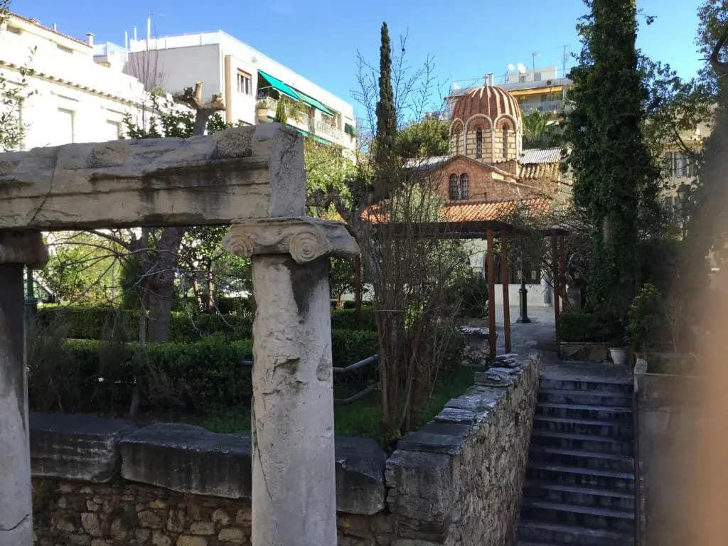 Athens-Plaka, Peter’s beautiful apartment in Temple of Zeus - photo 11