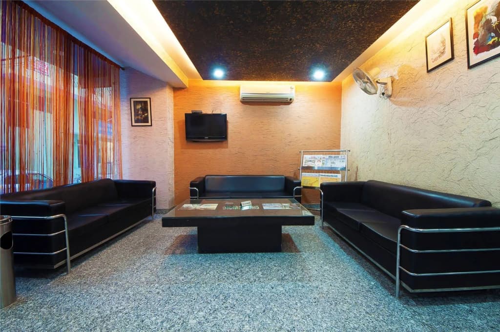 Airport Hotel Noratan - photo 12