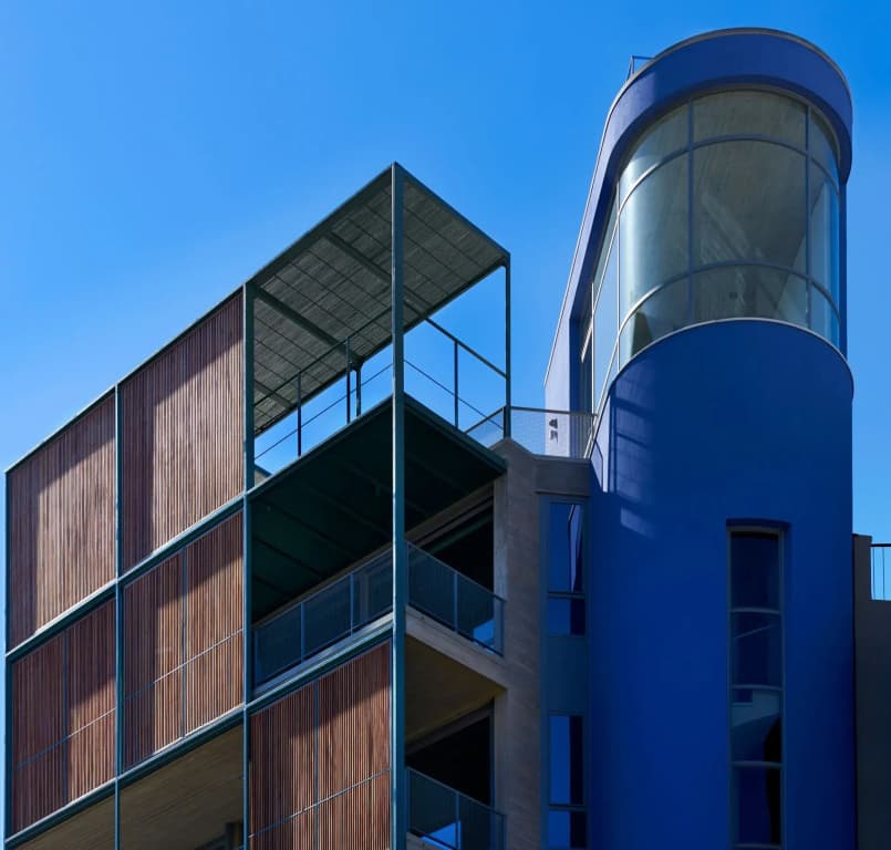 Athens BlueBuilding - main photo