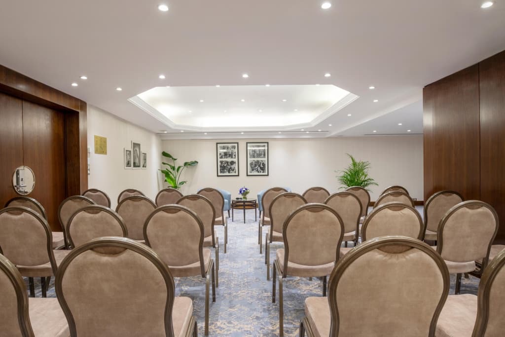 Warwick Champs-Elysées Hotel - photo 17