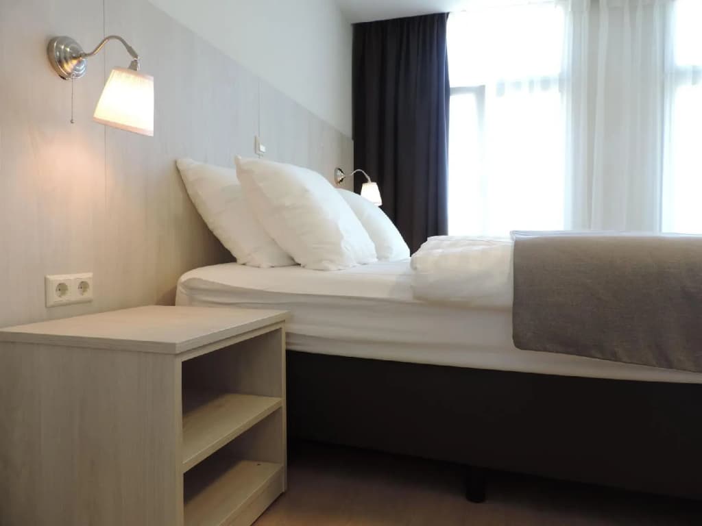 Adam Suites Hotel - photo 6