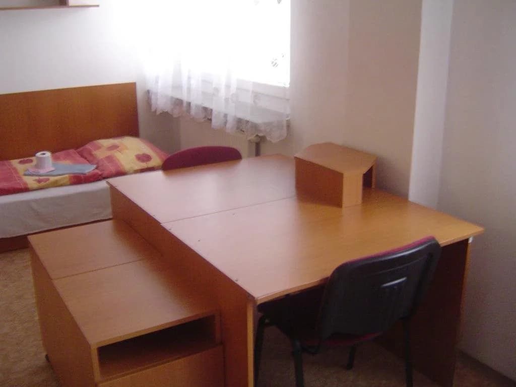 University Hotel - photo 6