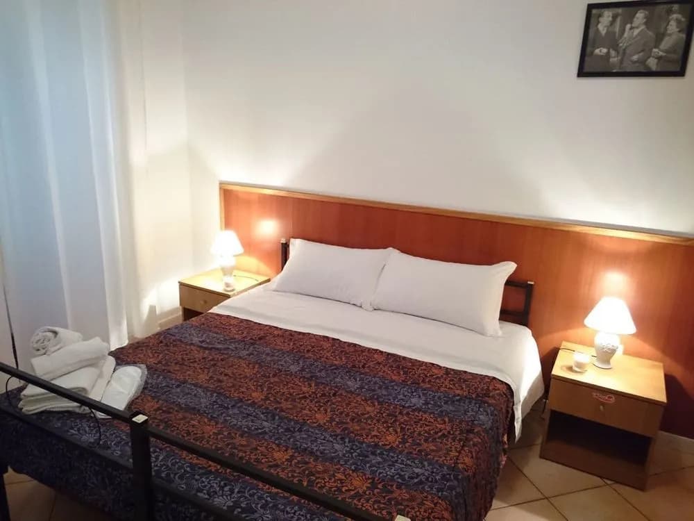 Uniq Guesthouse - photo 2