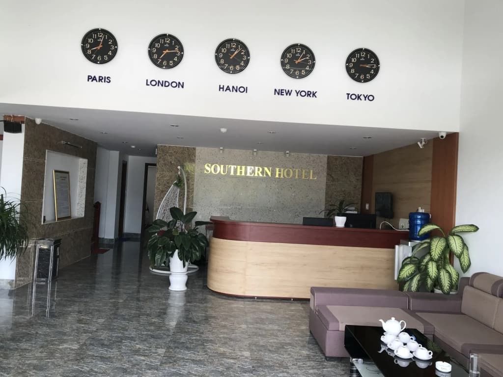Southern Hotel - photo 2