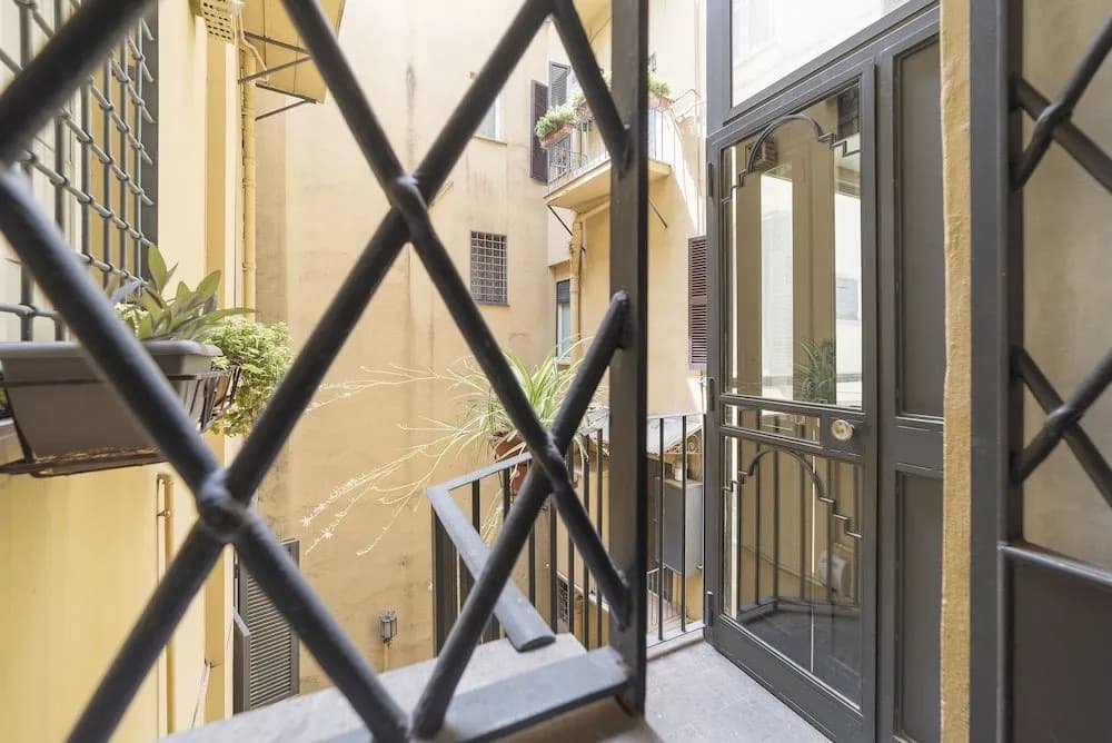 Pantheon Charming Apartment - photo 12