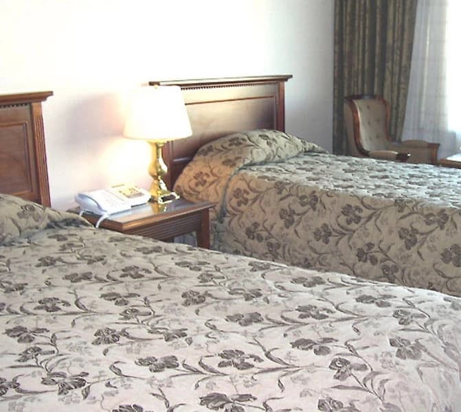 Ellui Hotel - photo 5