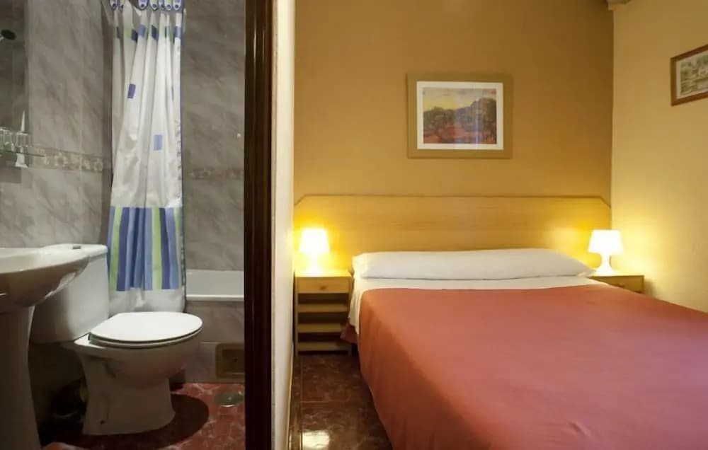 Hostal Prim - photo 8