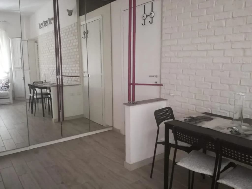 White Apartment - photo 32