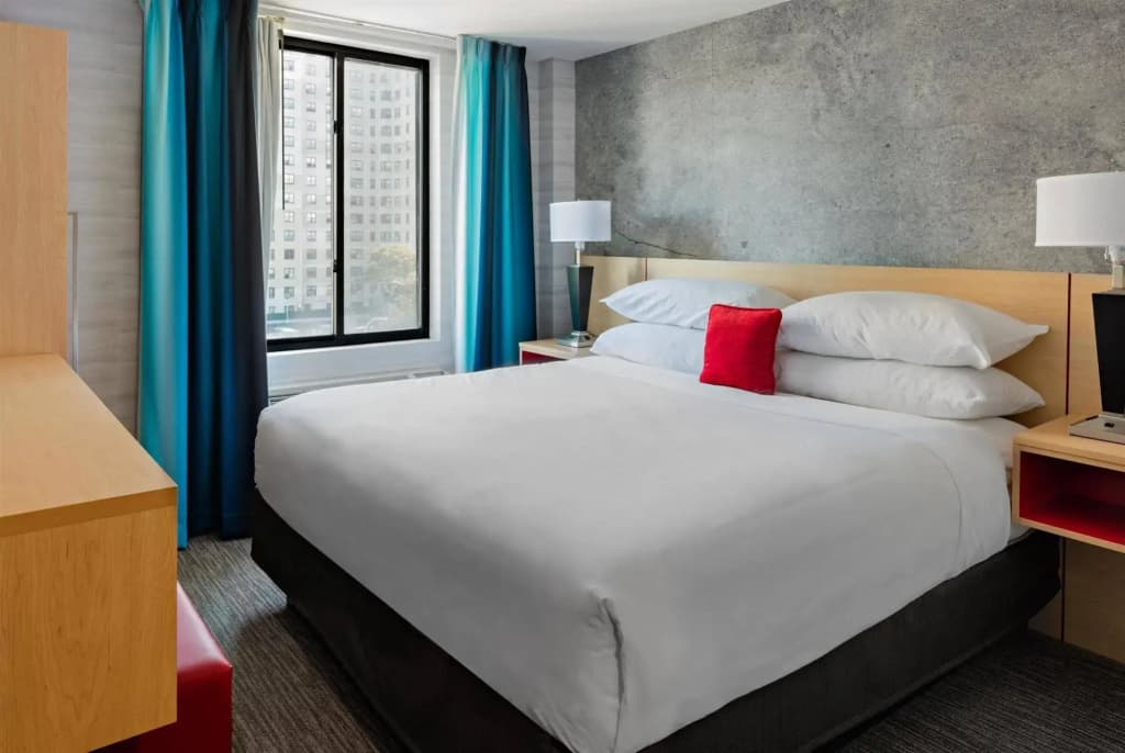 Red Lion Inn and Suites Brooklyn - photo 6