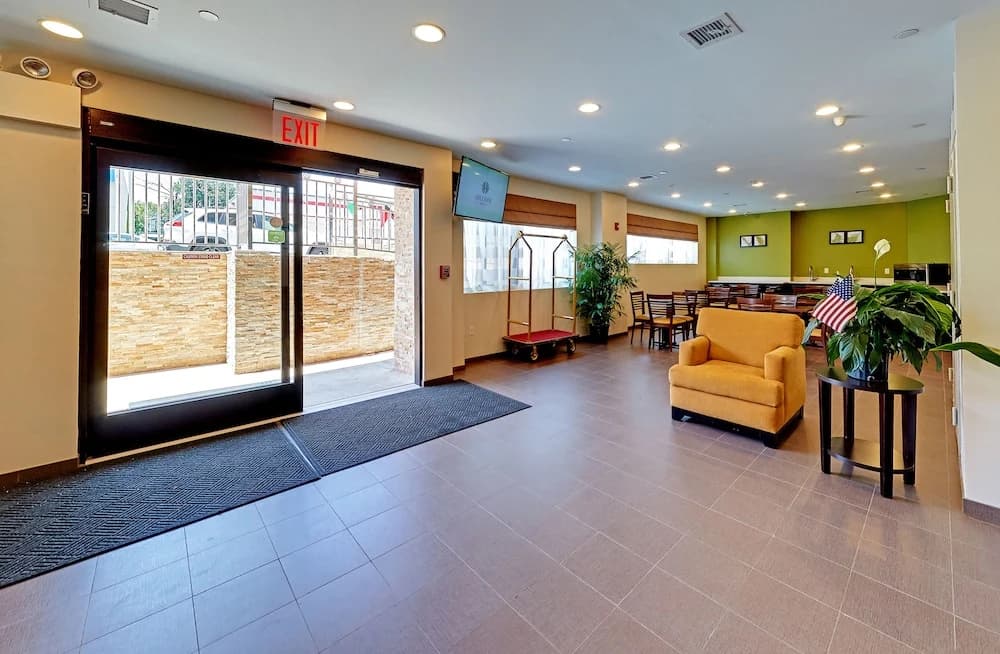 Sleep Inn near JFK AirTrain - photo 10