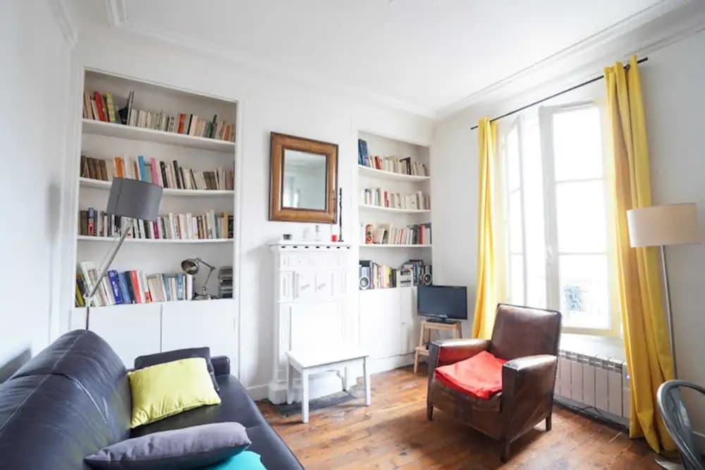 Charming apartment near PERE LACHAISE - photo 3