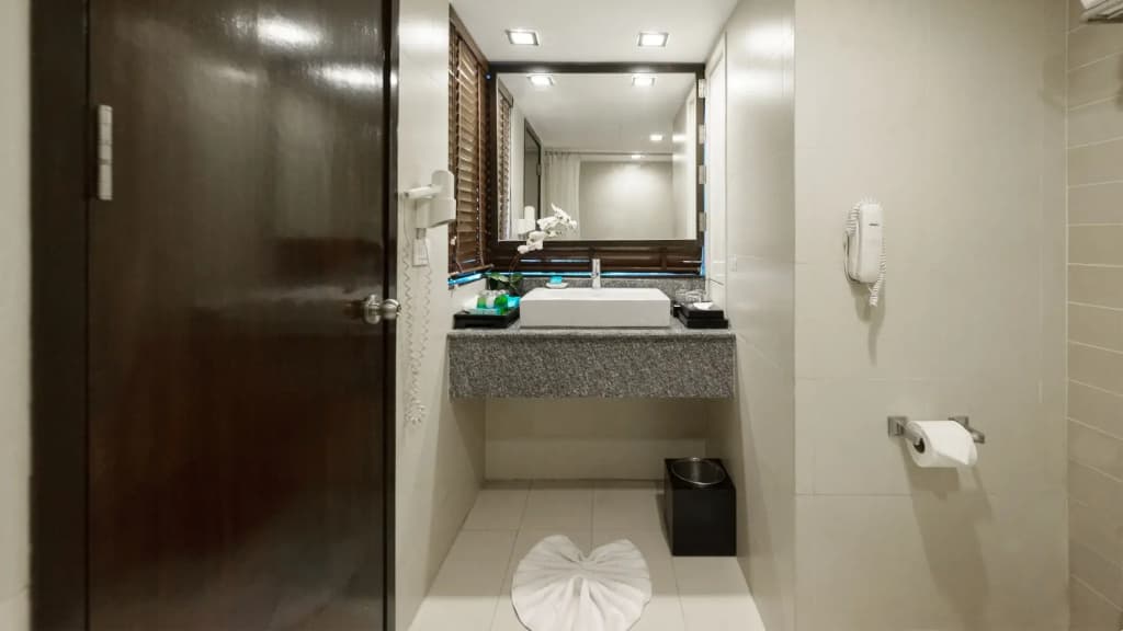 A-One Bangkok Hotel - photo 17
