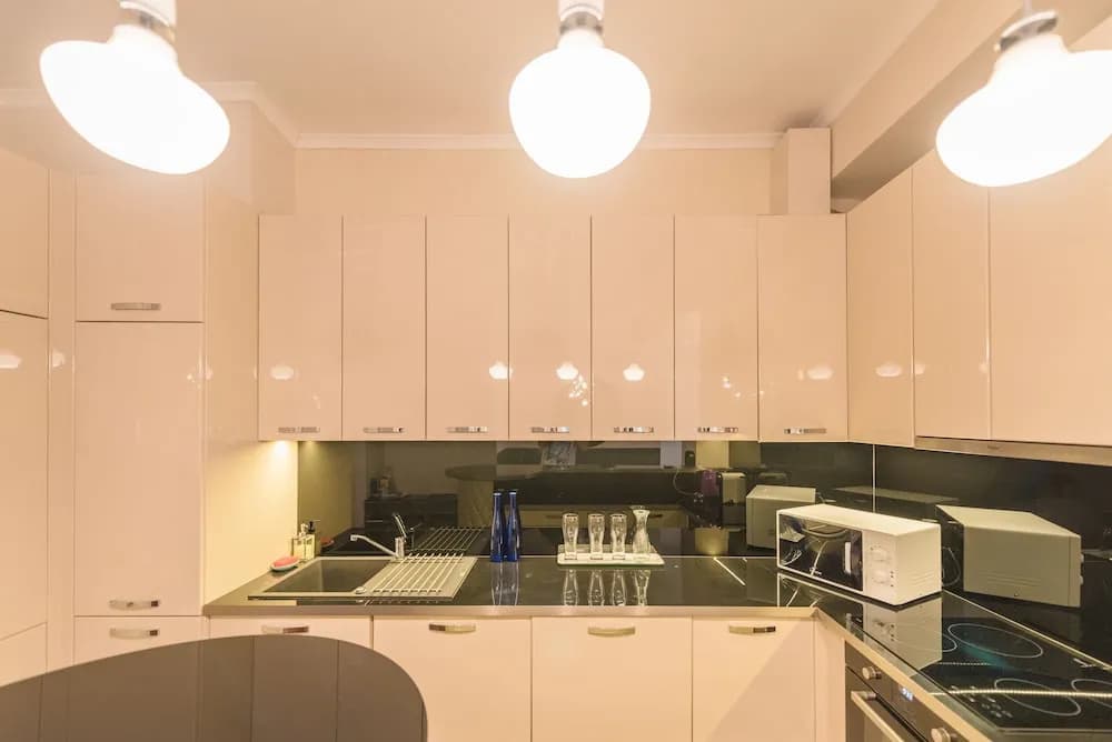 Oasis Apartments - Liberty Bridge - photo 19