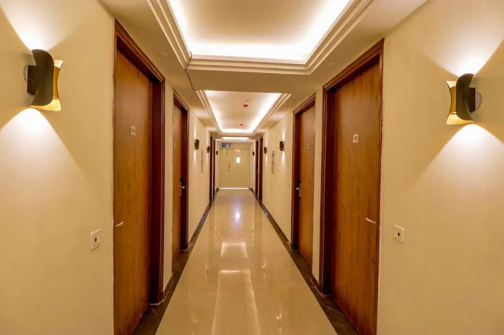 FabHotel F9 Pitampura - photo 11