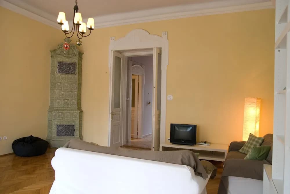 Opera Theater Apartment - photo 25