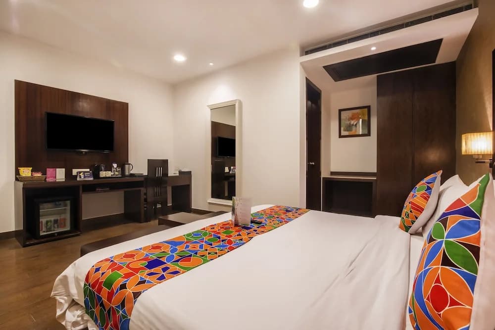 FabHotel Sarita Vihar - photo 4