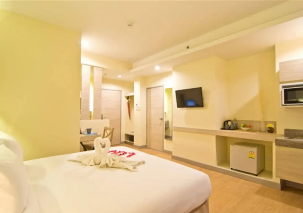 Sunshine One Hotel Pattaya - photo 3