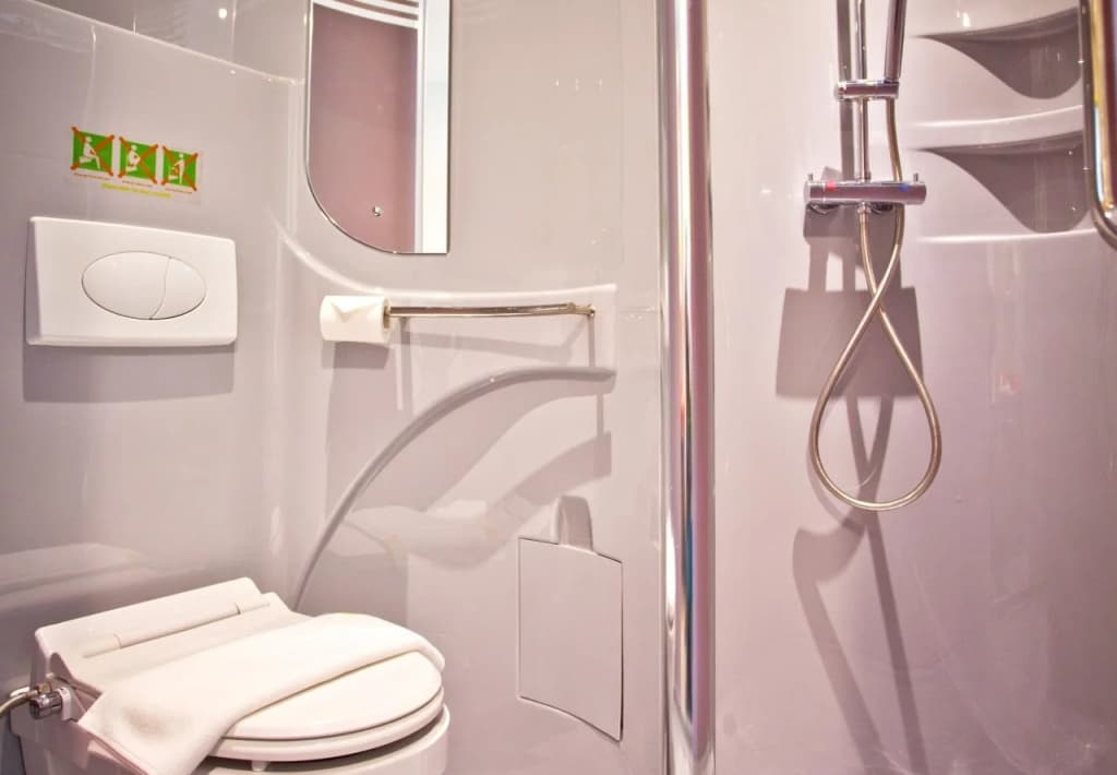 POP! Hotel Kemang Jakarta - photo 9