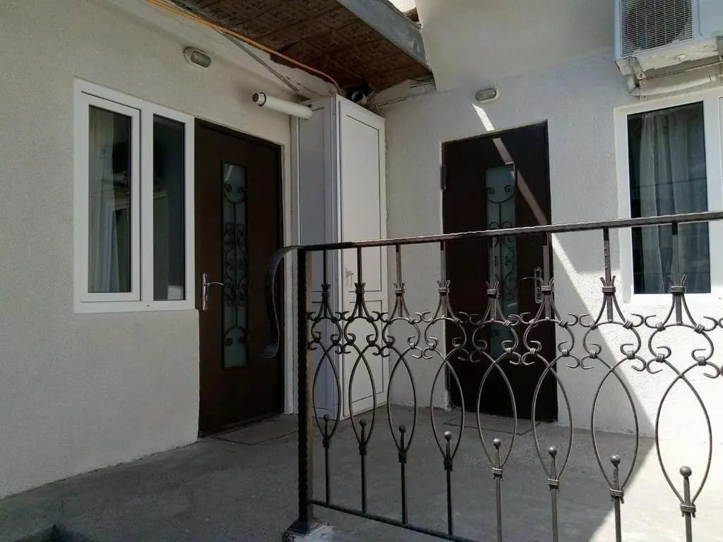 Garry Apartment - photo 8