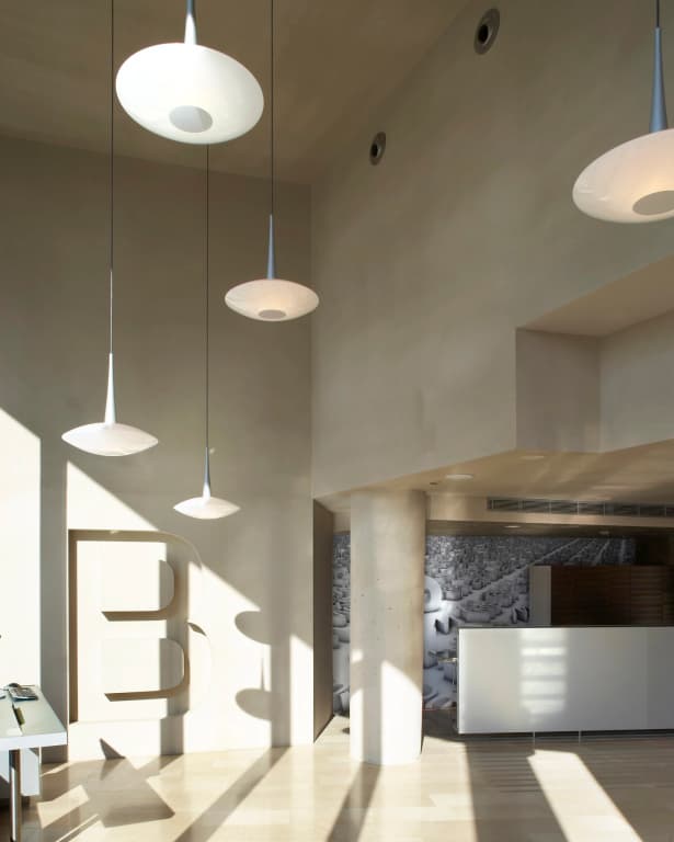 B-Hotel - photo 23