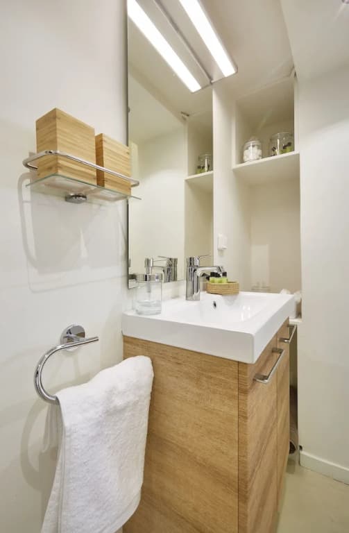 Chloe Boutique Apartments - photo 9