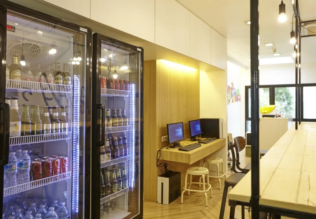 LiveitUp Asok Hostel - photo 13