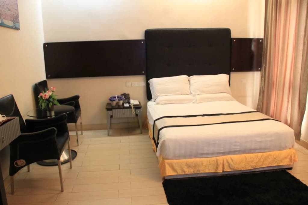 Shervinton Executive Boutique Hotel - photo 6
