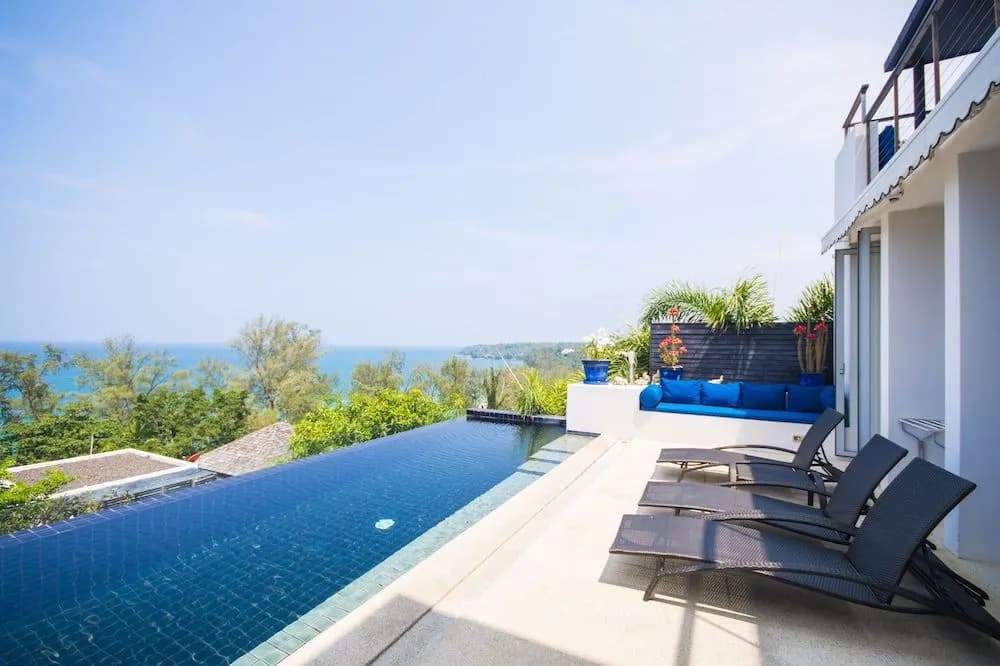 Spacious 5-Bedroom Surin Beach Villa - photo 8