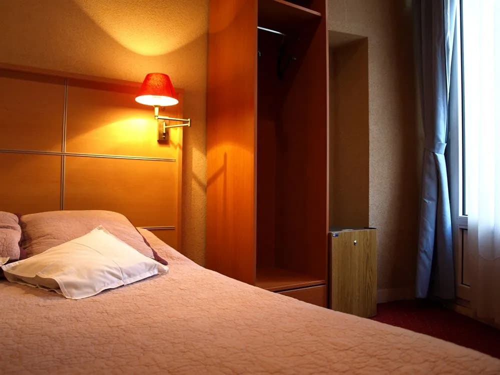 Marys Hotel - photo 4