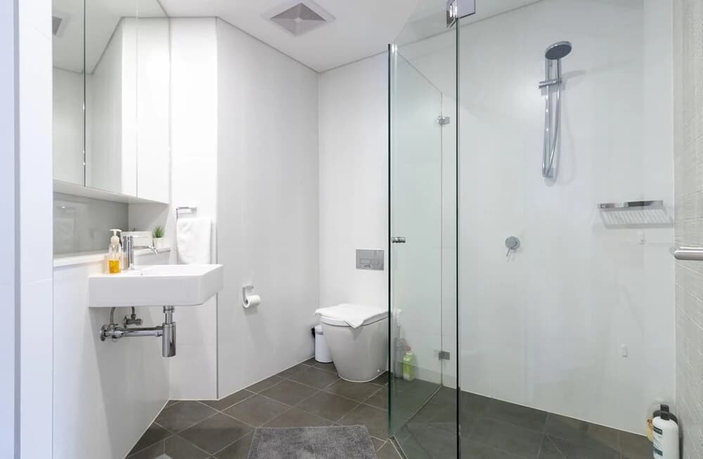 C16 Darling Harbour 2 BDR APT - photo 8